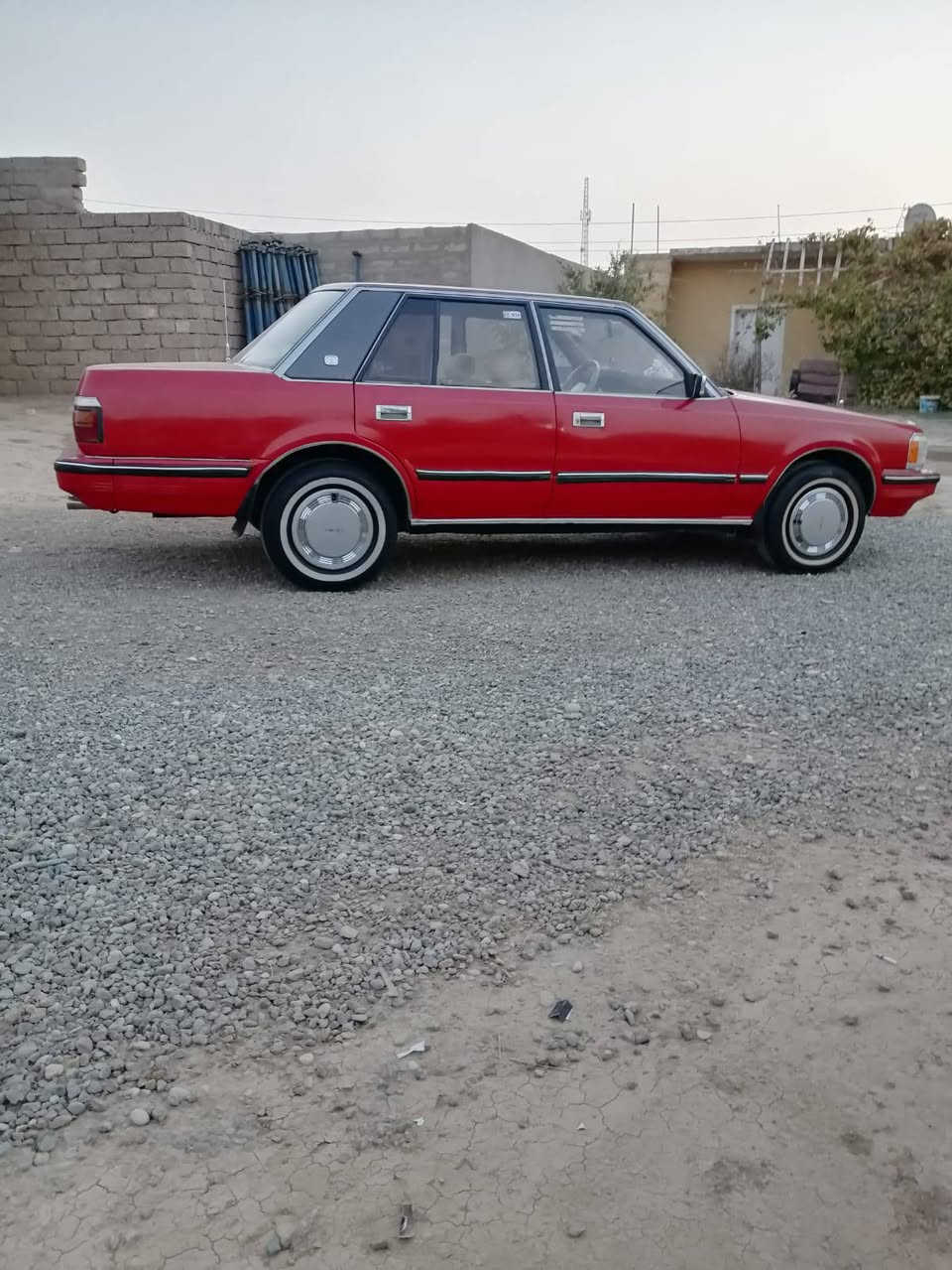 السلام عليكم سوبر 85 اللبيع مصبوغ
جماليه رقم مسطره جديد طخم امامي جديد والخلفي تبريد شغال وتتفيه كير ومحرك شرط 
السعر ***********
