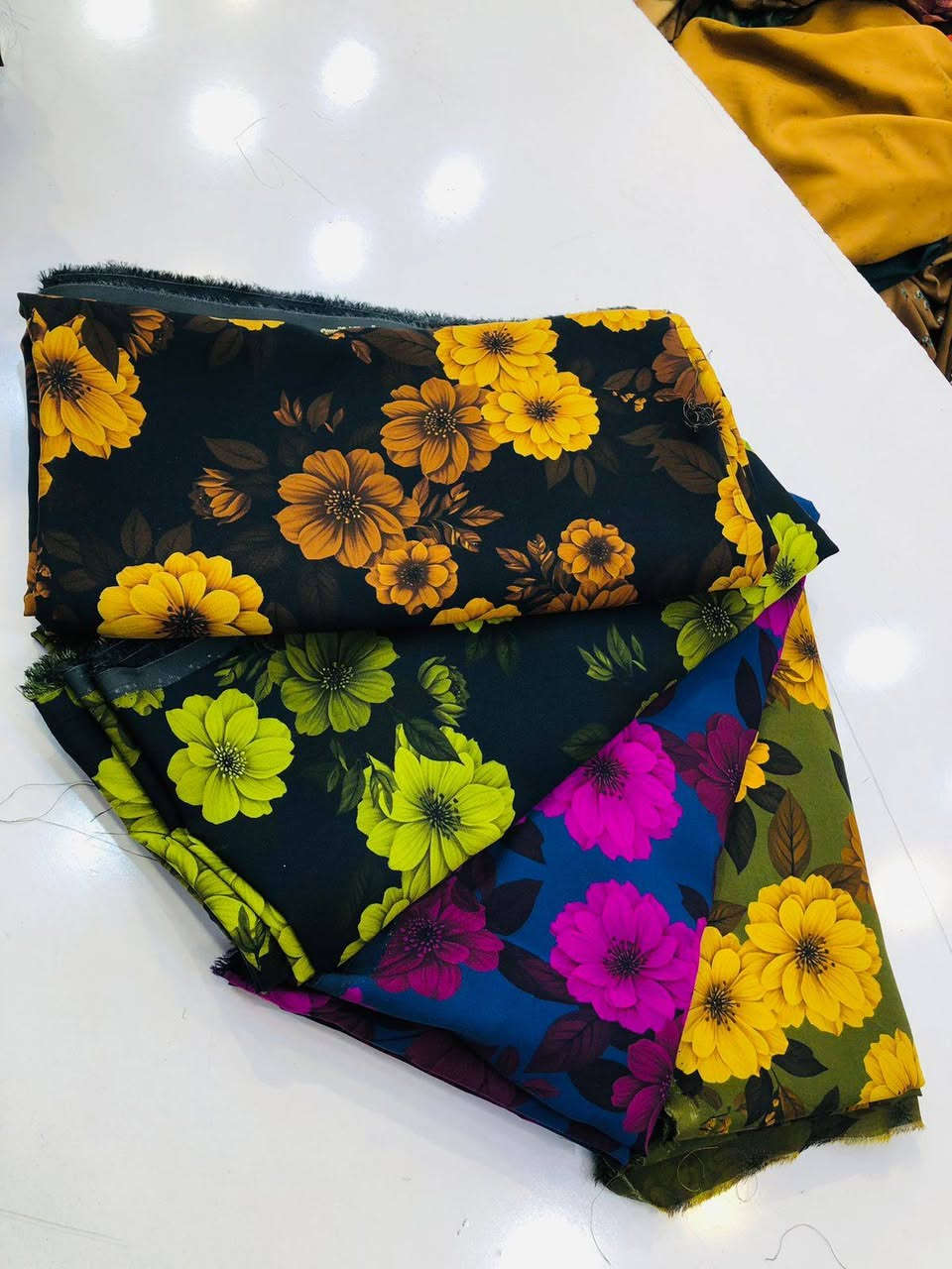 وصلنا قماش جديد ولاول مره كشمير بريطاني قطني اصلي ثقيل للحجز خاص يوجد خدمه توصيل استلام طلب قبل رمضان بيومين ان شاءلله @إشارة


**إذا كنت صاحب هذا الإعلان وتريد حذفه لأي سبب، رجاءا أرسل رسالة إلى الدعم الفني**