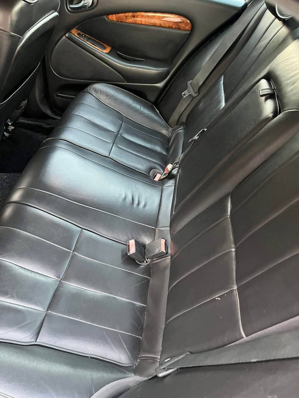 سلام عليكم جاكوار S Type موديل 2007
رقم بغداد الجديد باسمي سنويه إلى 2030
بيه حادث فقط المدكر الخلفي واضح بالصور
وباقي السياره مكفوله و مواصفته واضحه بالصور
السياره بيه محرك بطه 3000 وكاسره رنكات
يعني يراد اله محرك وحداديه عامه 
السعر 70 ورقه وبيه مجال قليل
هاتف *********** البصرة, العراق
