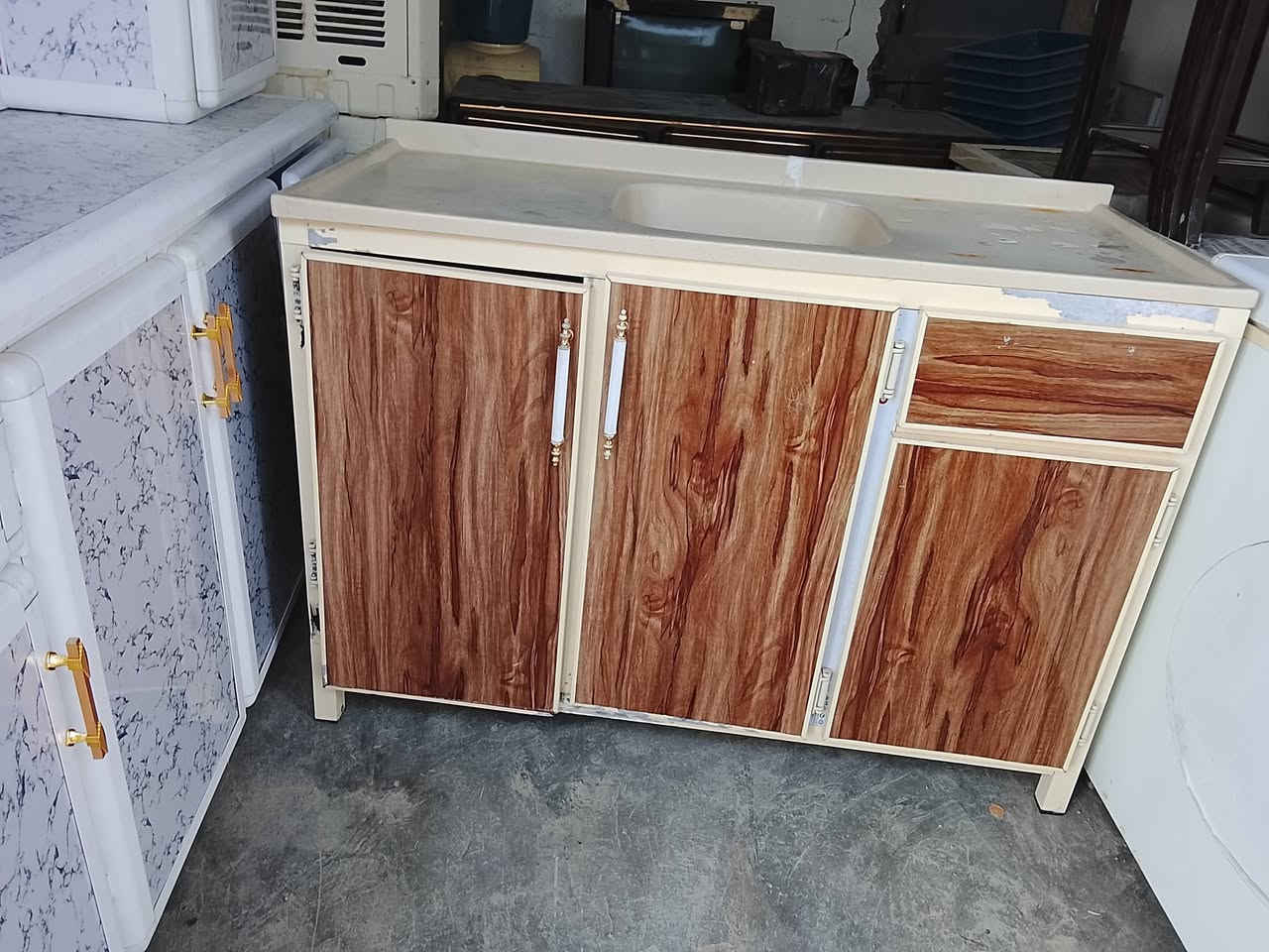 للبيع ***********
