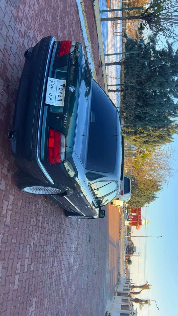 Bmw ًخفاش
موديل1996
حجم محرك44
سياره معمرهه جديد دعامي لل دعاميه
موصفات 1~1فول فول
تبريد تدفيه شغال''كشنات جلد هيتر'ًسلايد' اربع جامات كهرب''دواخل فورميك''دبل ايرباك'' تخم خلفي امامي جديد'' سندوك شفت'' دعاميات حساسات ''شاشه كاميره''كهربايات كلهه شغال  بكلايتات امامي شادلهه جديد'' تخم ويلكب شادلهه بل كرتون 500دولار''بطاريه جديد 105امبير''
سياره مصبوغه عام لل جماليه بيدون معجون فقط صفحة سايق بيهه ضربه خفيفه
كير محرك مكفولات ✈️ اخوان سياره جاهز جاهز من كل نواحي''تحويل بشرط سياره جاهز لل تحويل
سعر (85)ورقه حق جيتك بيهه مجال
عنوان قضاء عقرة قريب من موصل اربيل
***********
***********
واتساب فايبه ر موجود عل كورك
