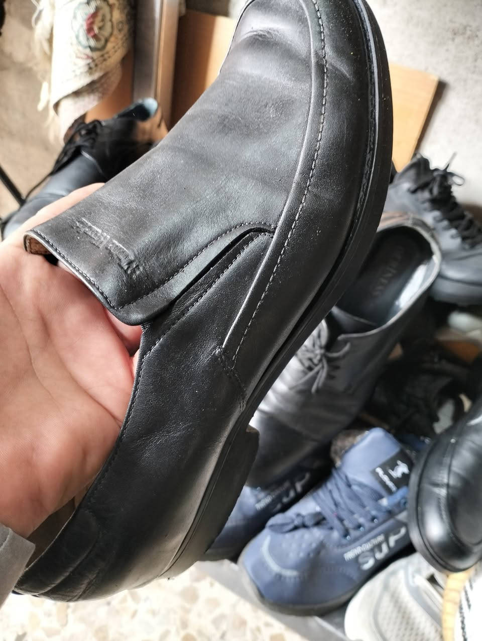 باله احذيه جلد رسمي اصلي في الموصل حي التحرير مقابل جامع ال البيت بل فرع اي استفسار عل وات ساب أو مازنجر أو على هذا الرقم ***********
