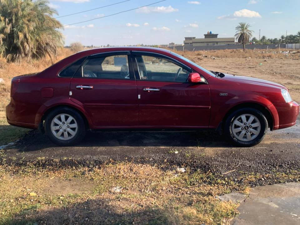 اوبترا فورنزا مكينه ٢٠٠٠كير محرك خير من الله سياره جاهزه رقم بغداد رقم دولي جديد صبغ عام جماليه اثر جرادسياره  نضافتها ١٠٠/١٠٠ تايرات جديده. باتري جديد منضومه في تبم قاعده جديده اي نقص ما بيها السعر ٦٥$***********
