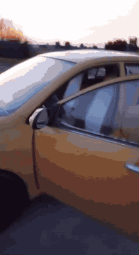 ليفان موديل 2013للبيع سعر 33وبيها مجال رقم الهاتف 07810026151