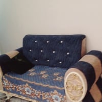٥مقاعد • ٣ كبار ٢ صغار • نضيف