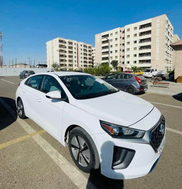 السيارة مكفولة كفالة عامة
مكاني بغداد / البنوك
ماشية 55 الف
للاستفسار
*********** بغداد, العراق
