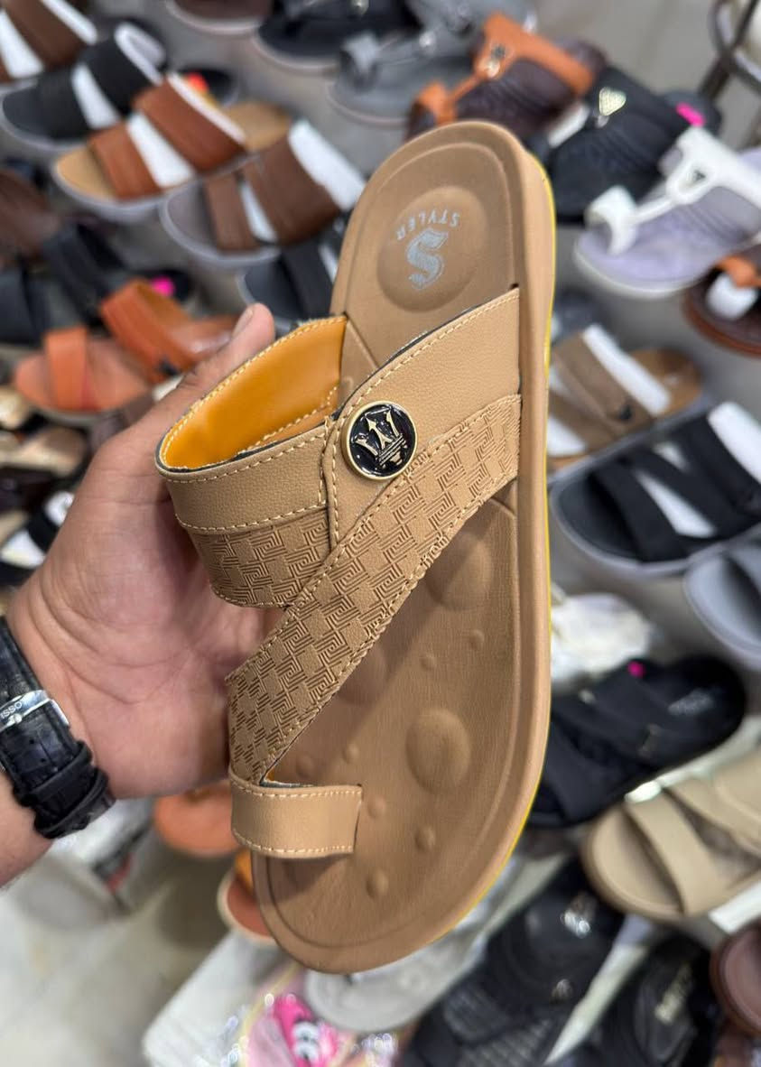 تنزيلات جملة فقط.. 
شحاطة رجالي ستايلر طبي درجة اولى 
كارتون 12 قطعة علبة لون وموديل واحد. 
سعر الكارتون 75 الف. 
🚛يوجد توصيل لجميع المحافظات. 
📲 قناتنا الرسمية على التليگرام:
https://t.me/lady_shose
✅ تابع قناة آلَشّـمِــــــسً لَلَجَ ـمِـلَهِ على واتساب:
https://whatsapp.com/channel/0029VaxGBzjEKyZ8HyWSgC03
📞 واتساب الحجز والتواصل:
***********
