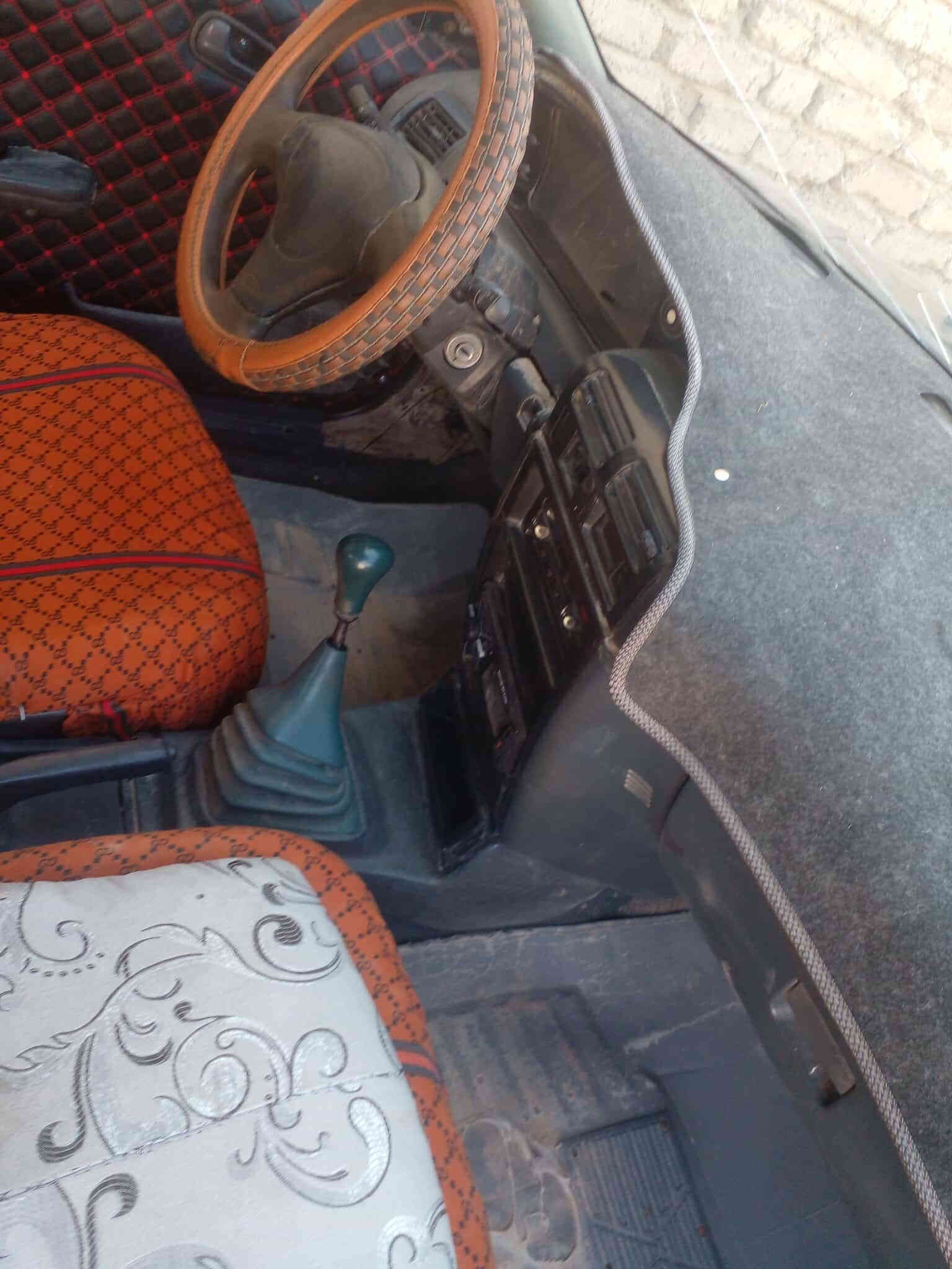 السلام عليكم  سيفية موديل ٩٣ فحص نينوئ محتاج وريد ابيعها  السعر 17 ورقه  قفل قفل لاتعبني ولاتعبك الشرعي. من سكنة الشرقاط شرط التحويل عليها غرامه مية ١٠٠ فقط  . شغاله  صدر امامي كله جديد  صدر خلفي تعبان نضيفه كير عادي مكاني سامراء رقم الهاتف ***********
