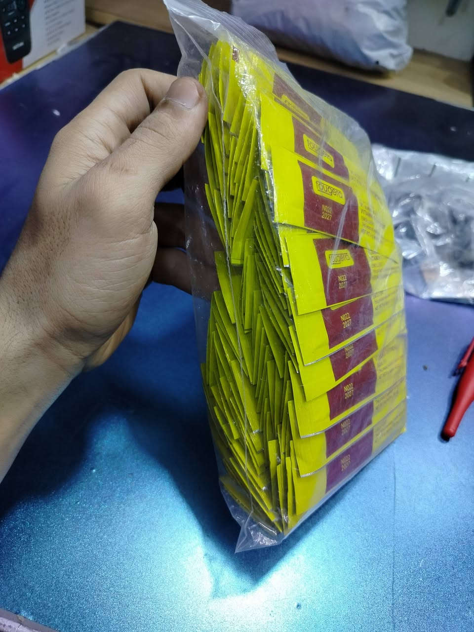 مال وشم يمكن كمية كبيرة بيهم 100قطعة كلهن ب 25


**إذا كنت صاحب هذا الإعلان وتريد حذفه لأي سبب، رجاءا أرسل رسالة إلى الدعم الفني**