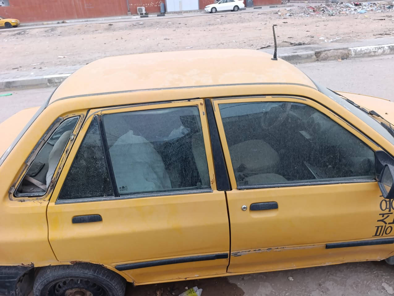 السلام عليكم سايبا تفصيخ  كهربائيات جدد كلها لايتات جدد 2011 أبيعك بدون راعي اذا تريدها العنوان كربلاء المقدسة ***********
