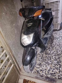دراجه سكنس نثيه للبيع مجفت جديد يرادلهه فقط باتري وطوف مستعجل علبيعتهه...