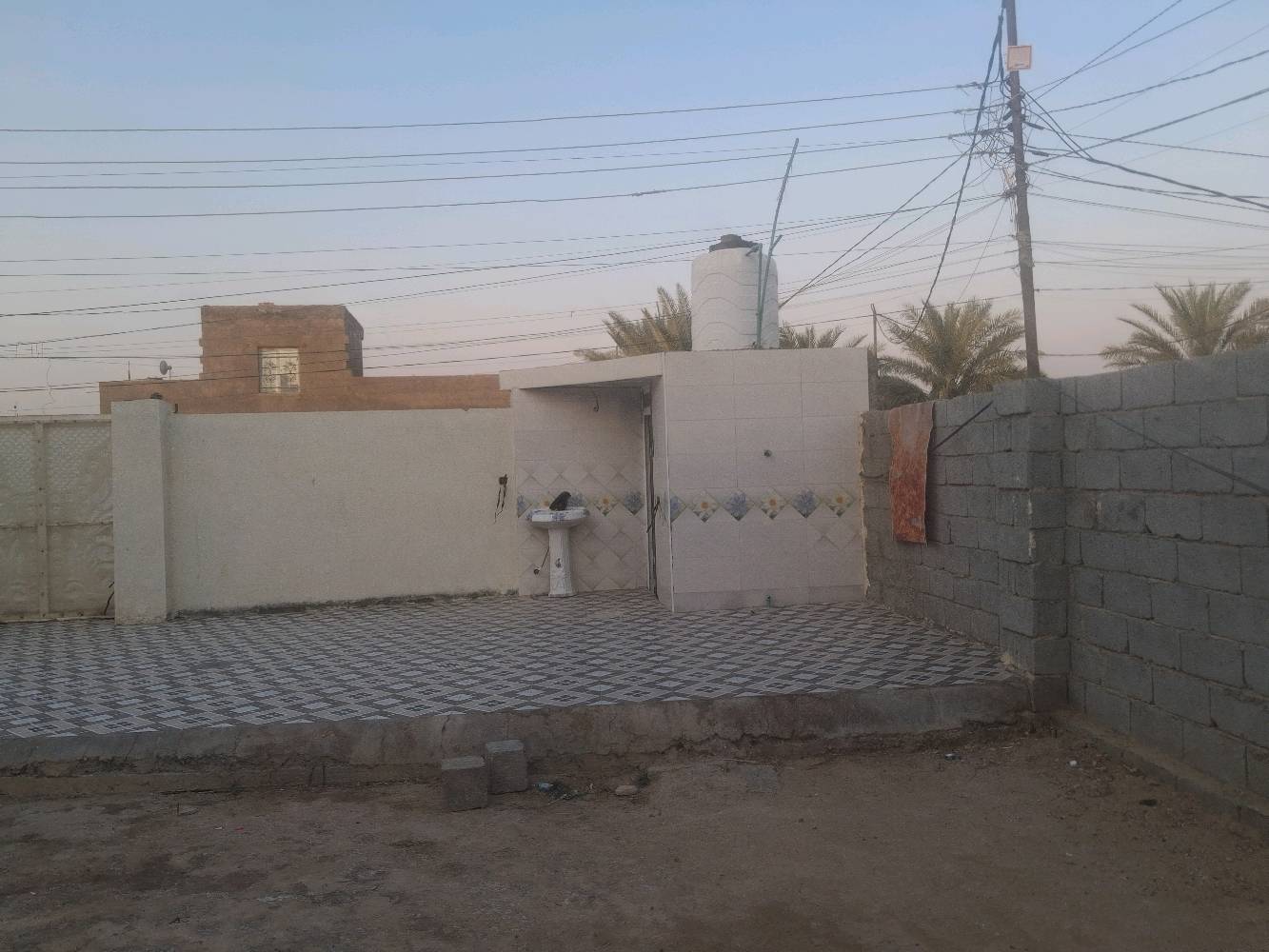 بيت للبيع حي الجوادين في الشاخه سند طابو زراعي 25