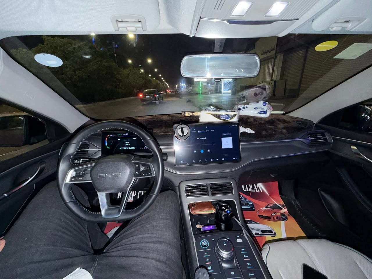 للبيع BYD Destroyer 05 موديل 2025 🚗

✨ بحالة ممتازة جداً - استعمال شخصي

✅ موديل 2025
✅ الممشى: 11,000 كم فقط
✅ اللون: أسود
✅ شاشة كبيرة دوّارة
✅تبريد ممتاز 
✅ لايت زينون بتصميم عصري وأنيق
✅ اقتصادية جداً بالوقود بفضل تقنية الهايبرد والبطاريات 
✅ داخلية نظيفة جداً وخالية من الملاحظات
✅ سيارة مريحة ومناسبة للمدينة والسفر
✅ لا تحتاج أي مصروف وجاهزة للاستخدام
✅ رقم شمالي اربيل مميز 
✅ السيارة مكفولة من الدعامية للدعامية من كلشي 

📍 المعاينة: ديالى - بعقوبة

📞 للاستفسار: ***********

💰 السعر: (يُذكر عند التواصل)
تحويل مباشر باسمك السيارة

ملاحظة: السيارة نظيفة جداً وممشاها قليل، فرصة للراغبين باقتناء سيارة حديثة واقتصادية بمواصفات مميزة
