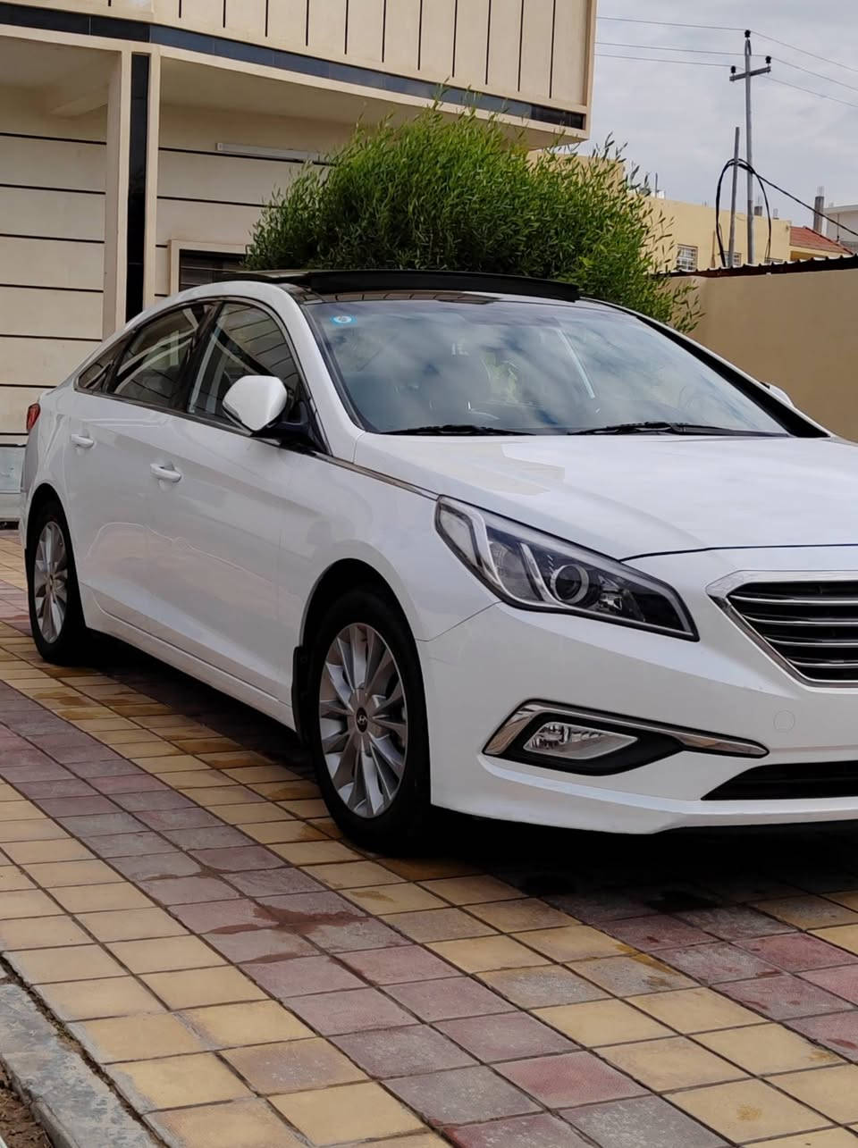 سوناتا خليجي 2015مواصفات نص فول سويج موبصمه مكفوله لاصبغ ولاتبديل رقم بغداد محرك 2400دوش سياره جاهزه بدون اي نقص 
اي استفسار اكثر اتصال او واتساب 
***********
