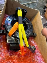 عبد الرحمن كورلا شارع الشيخ معروف  قرب كراج الكرامه  متوفر توصيل لجميع...