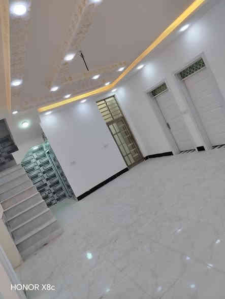 دار للبيع بمساحه 200متر طابو زراعي سند 25 إقرار محكمه حق التصرف،،،، العنوان عمود 317 شارع الصب مقابل ملحق قريه الغدير،،،،،، السعر 70مليون مع المجال،،،،،،، يحتوي البيت على غرفتين نوم وصاله ومطبخ واستقبال حمامات داخليه وخارجيه وكراج،،،،،،، للتواصل ***********
