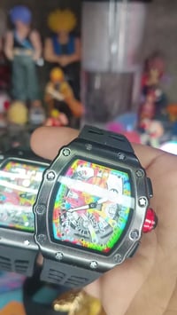 ساعة • للبيع