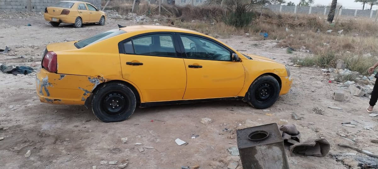 سلام عليكم 
ميسبوشي محوره كامري 
حداديه كير مكينه خير من الله 
تبريد ثلج  سياره كوم حديد اكاتبك عشاير وسرقه 
فقط كوم حديد. رحمه الوالديك لاتتصل وتسئل كوم حديد اكاتبك عشاير وسرقه سياره شغالة سعر 15 ورقه قفل 
العنوان بغداد الدوره 
***********
وات ساب واتصال
