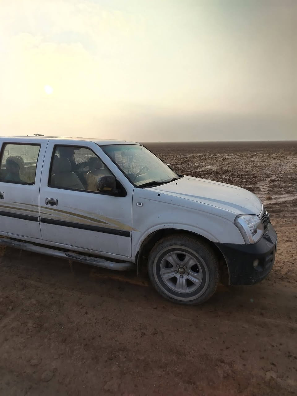 السلام عليكم  سياره بيكم جنبي موديل 2010 السياره مكفوله من كلشي للاتصال ع الرقم ***********
السعر 45 وبيه مجال
