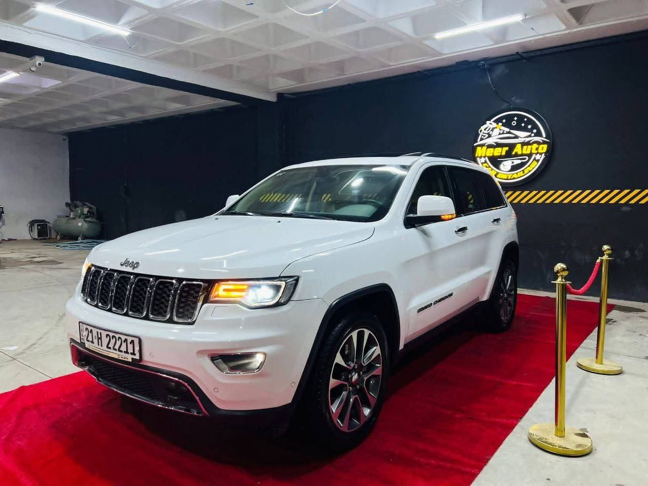 Jeep grand cheroke limitd ful mwasafat 2018 xalije 55 mil roeshtwa كالار, السليمانية


**إذا كنت صاحب هذا الإعلان وتريد حذفه لأي سبب، رجاءا أرسل رسالة إلى الدعم الفني**