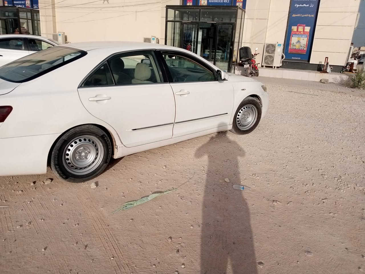 يا الله 
السلام عليكم ورحمه الله 
كامري موديل 2007 وارد خليجي 
السياره بيه اربع قطع صبغ بلا داخل بس قطعه واحد بيه شويه 
حداديه خيل من الله 
كير خير من الله 
مكينه بيه بخار قليل ويكطع 
كهربائيات كوله ممتازه 
شاشه كامره دواره 
دواخل حلوه ونظيفه 
بارد مابيه سياره 
السعر 83 وبيه مجال الشراي 
العنوان النجف حي النداء 
رقم الهاتف ***********
وبيه سونار
