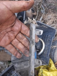 قاعدة باتري • ٨١ • نظيفه