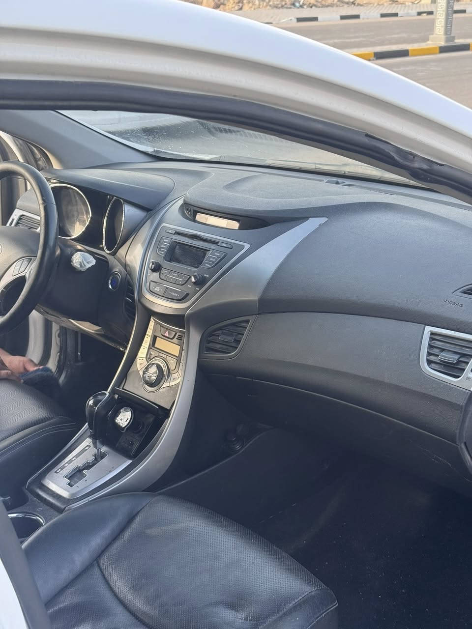 النترا 13 ادوات كص جنطه شغل باجات السياره فول للاخير فتحه بصمه تحكم كشنات جلد  تدفئه بالمقاعد تدفئه تبريد كله شغال السعر 50 وبي مجال لشراي 
مكاني ابو الخصيب ***********
