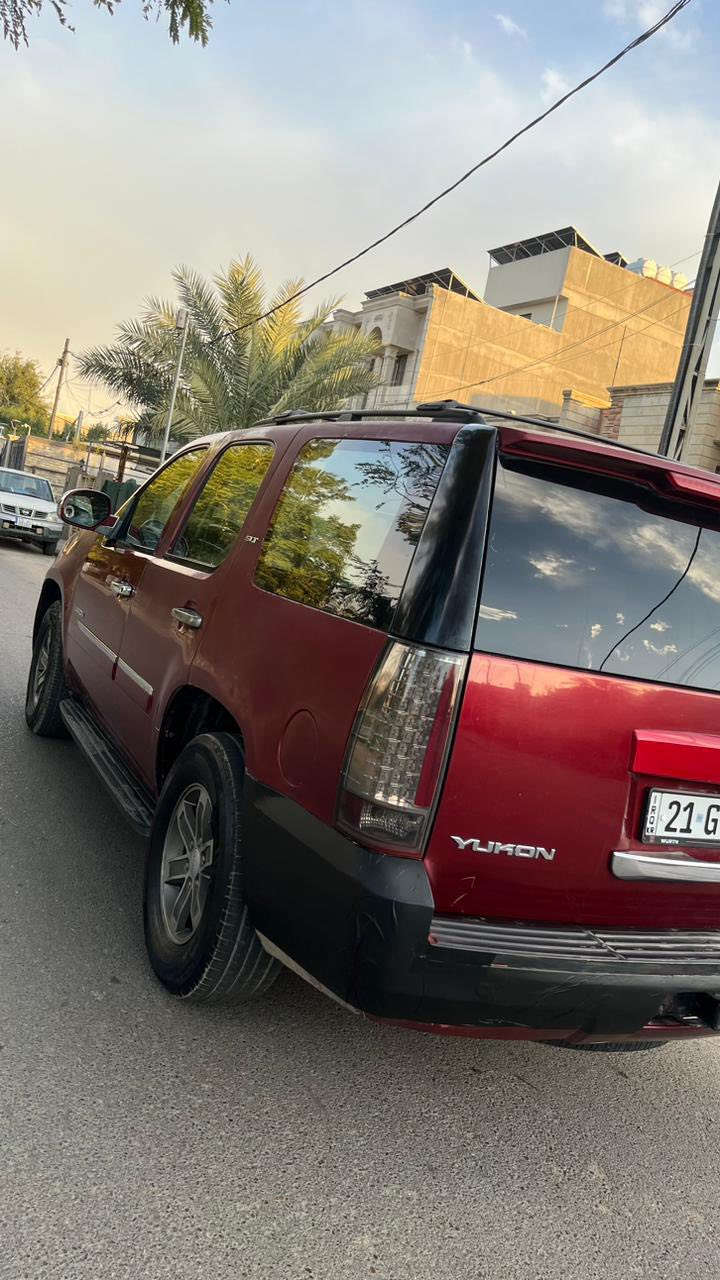 سلام عليكم جمسي يوكن بتره slt للبيع موديل 2008 سياره خليجيه بدون حادث بيه طخات واثار جراد سياره نضيفه مكينه كير مكفولات السعر 135 العنوان بغداد الكراده رقم الهاتف ***********
