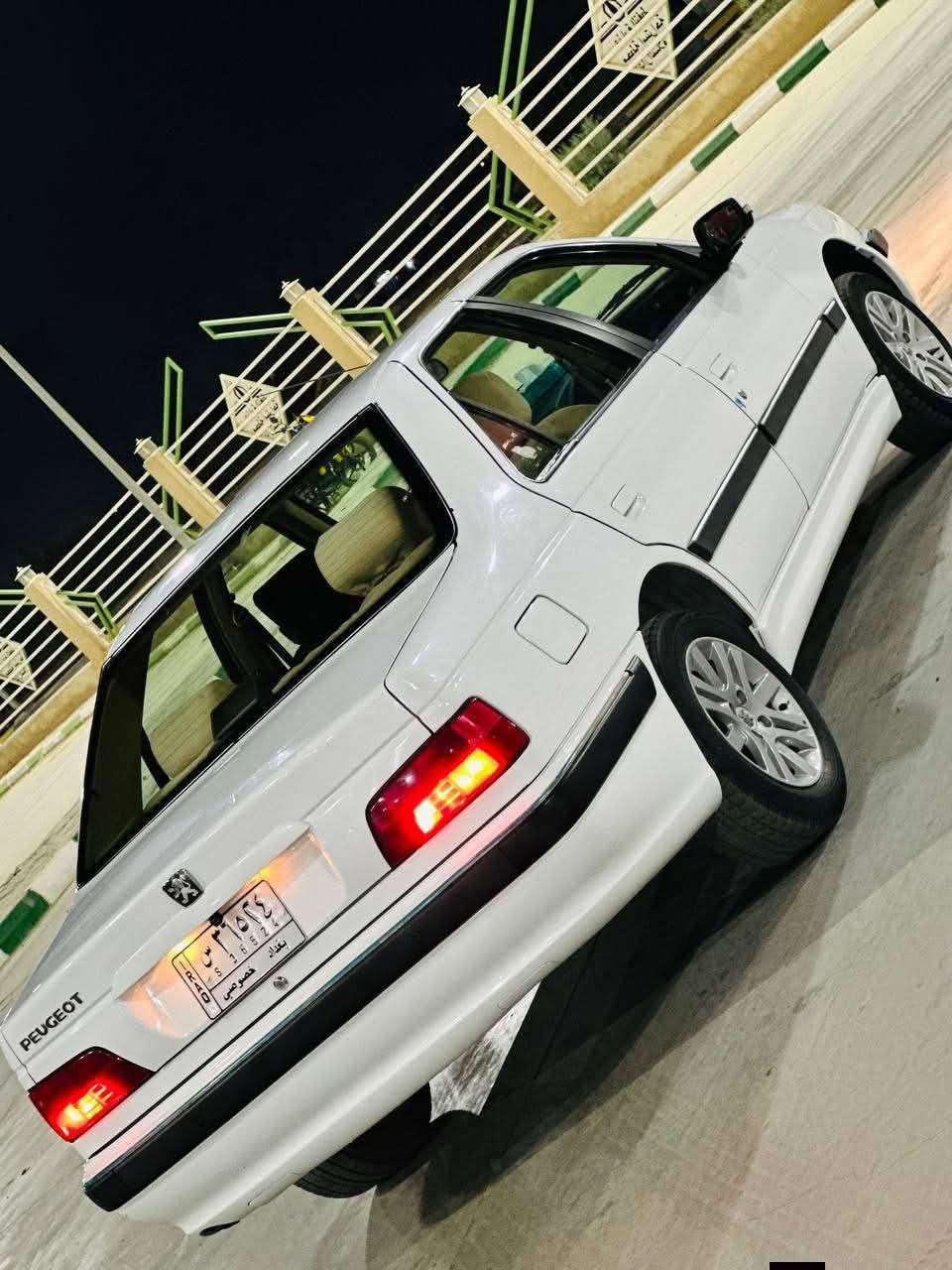 سلام عليكم بيجو بارص موديل  2022 كفاله عامه سياره بعدهه ع وضع شركه سياره كفاله عامه من صبغ وتبديه تبريد ويه سويج كير ومكينه كفاله سياره أحله من صوره دوشمه جديده تخم تاير غير متواجد ع فيس 
 بيع مستعجل   اتصال ع رقم ***********
