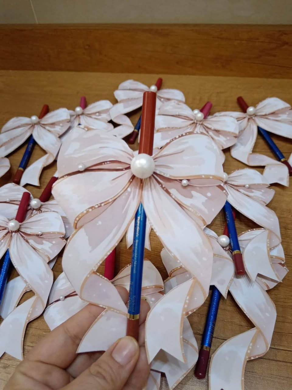 كل شيء يخص الطباعة والتوزيعات متوفر ويتوفر دفتر تلوين حسب الصورة الشخصية


**إذا كنت صاحب هذا الإعلان وتريد حذفه لأي سبب، رجاءا أرسل رسالة إلى الدعم الفني**