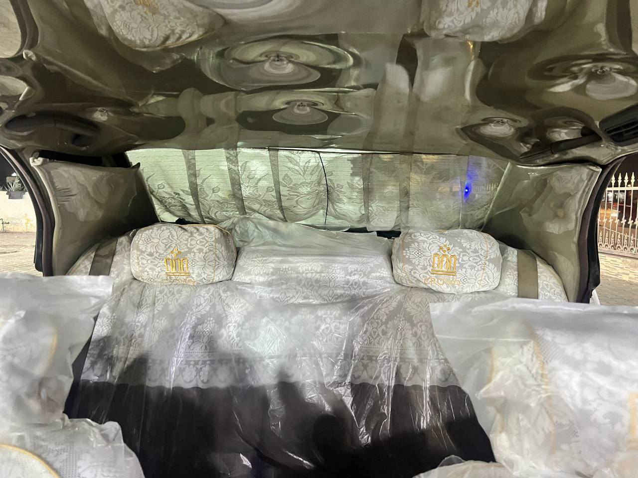 بطه موديل 92 مكفوله من الضربه القويه والكص والنقل جثه رقم انبار تحويل مضمون سياره جاهزه كير ومكينه وحداديه مكينه 2500  جديده شرط مكان السياره نجف للاستفسار *********** موجود واتساب  السعر 52 وبيها مجال
