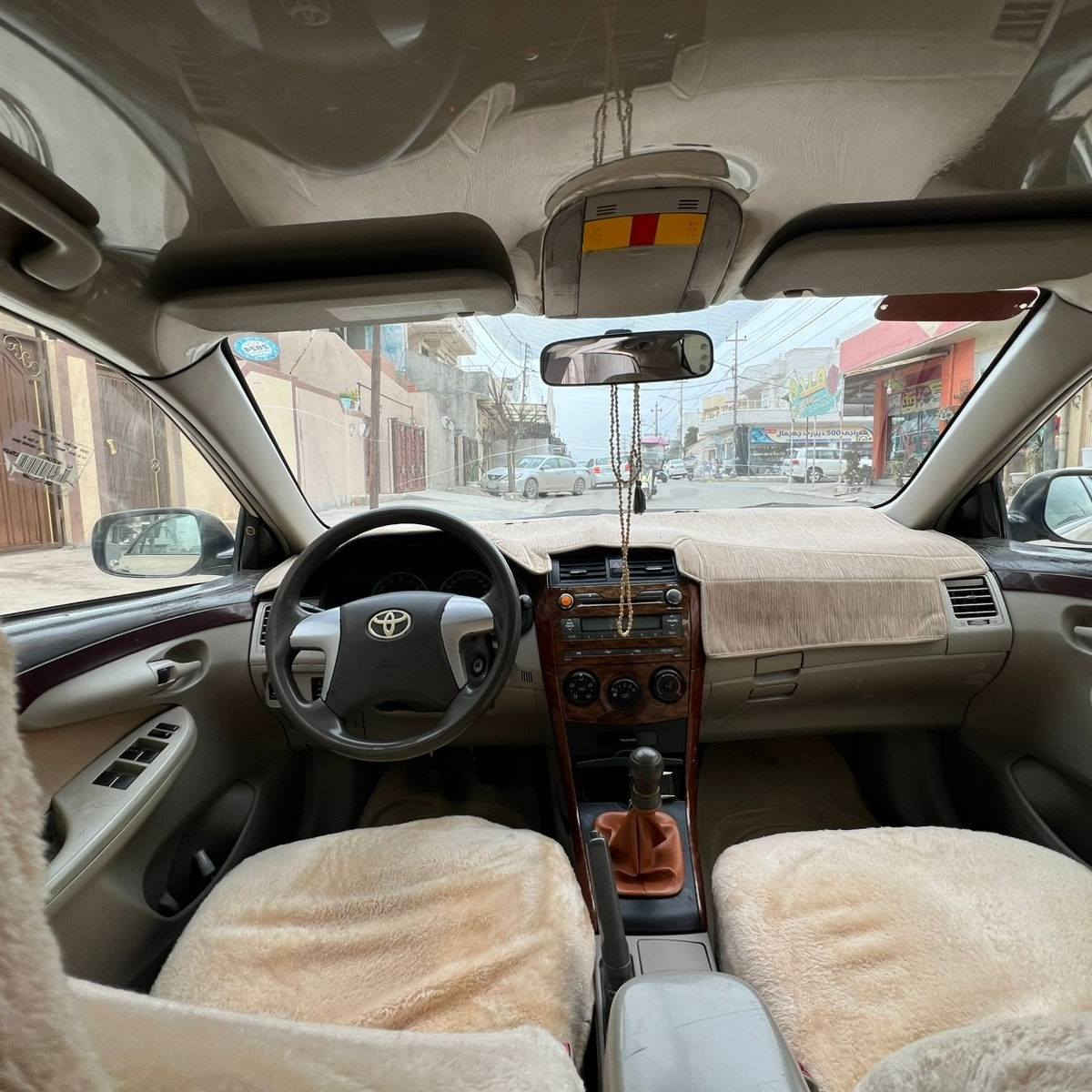 تۆیۆتا كرۆلا 2010 بێ بۆیاغ تاکسی 
سەنەوی تا ٢٠٢٨ تازەیە 
تەقەو ڕەقەی تیا نییە
هیچ مەسرەفێکی تێدانیە 
بەجوانی و پاکی ماوەتەوە 
شوێن سڵێمانی 

سـعـر : لە کۆمێنت داوابکە ڕاستەوخۆ بۆت دێت 📥 

گێر و مەکیەنەی بەشەرت 
هیچ کێشەیەکی تێدا نییە 

ژمارەی خاوەنەکەی 
***********
