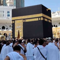 🕋 يعلن مكتب الحرمين للحج والعمرة 🕋 عن استلام الجوازات لعمرة شهر ال12  ...