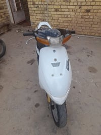 دراجه ساسوكي أوراق كامله شغاله سعره 350 الف شراي يتصل 07719622485