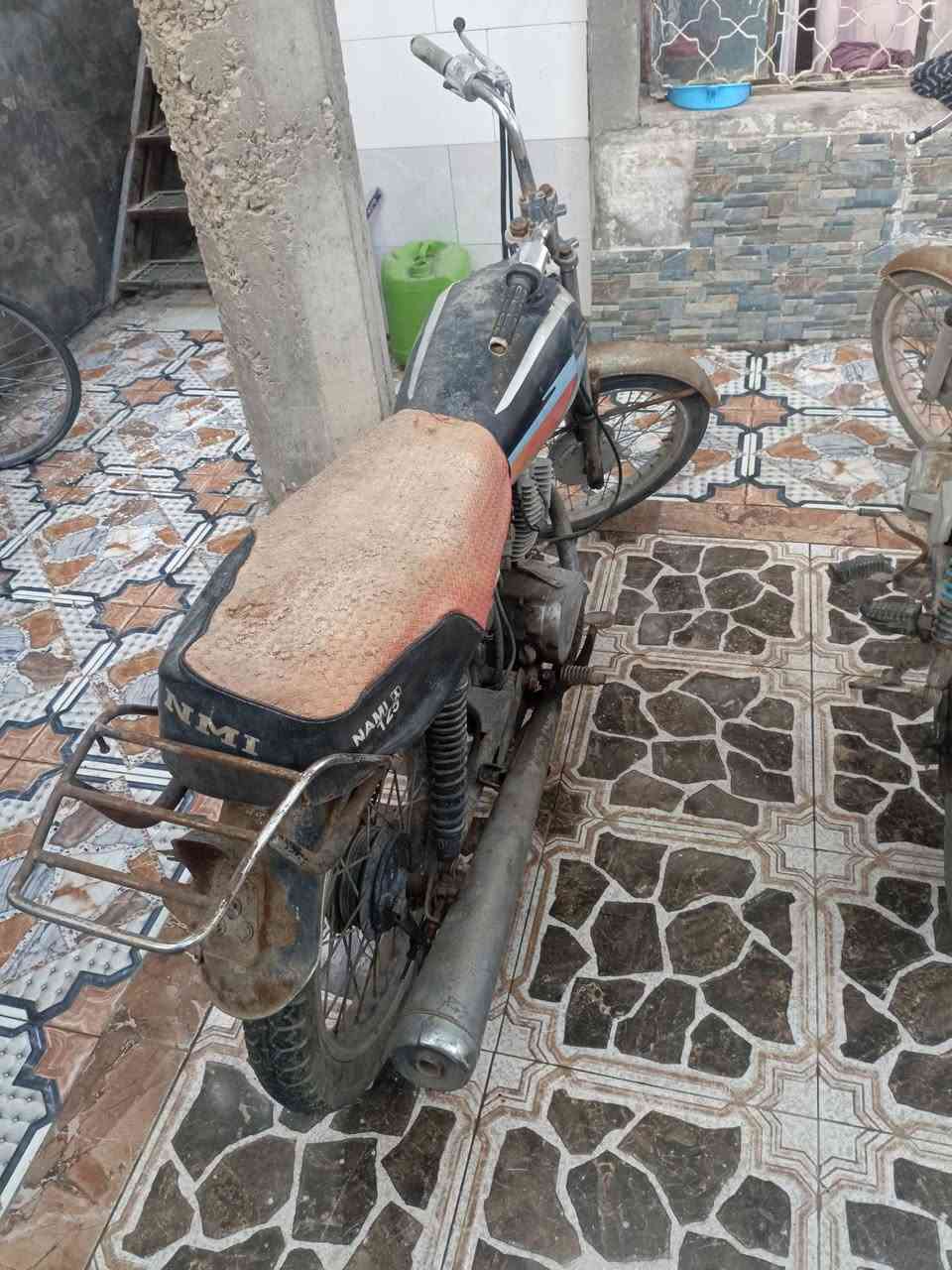 السلام عليكم متاح دراجتين وحده اوراق ووحده ضايعه أوراقها يعني ادوات سعر الوحده 300مثل ماواضحات بالصور يشتغلن بس وحده يرادلها هندر المكان البصره 5ميل


**إذا كنت صاحب هذا الإعلان وتريد حذفه لأي سبب، رجاءا أرسل رسالة إلى الدعم الفني**