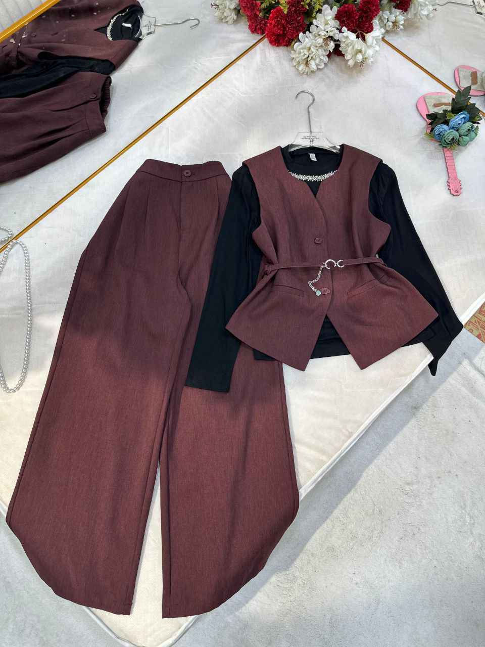 ووصل الجمال وترند الموسم😍❤️

طقم 3 قطع   خامة إيروبين إيطالي

قياسات  من 38 _ 46

سعر خاص 

مصطفى أربيل, العراق


**إذا كنت صاحب هذا الإعلان وتريد حذفه لأي سبب، رجاءا أرسل رسالة إلى الدعم الفني**