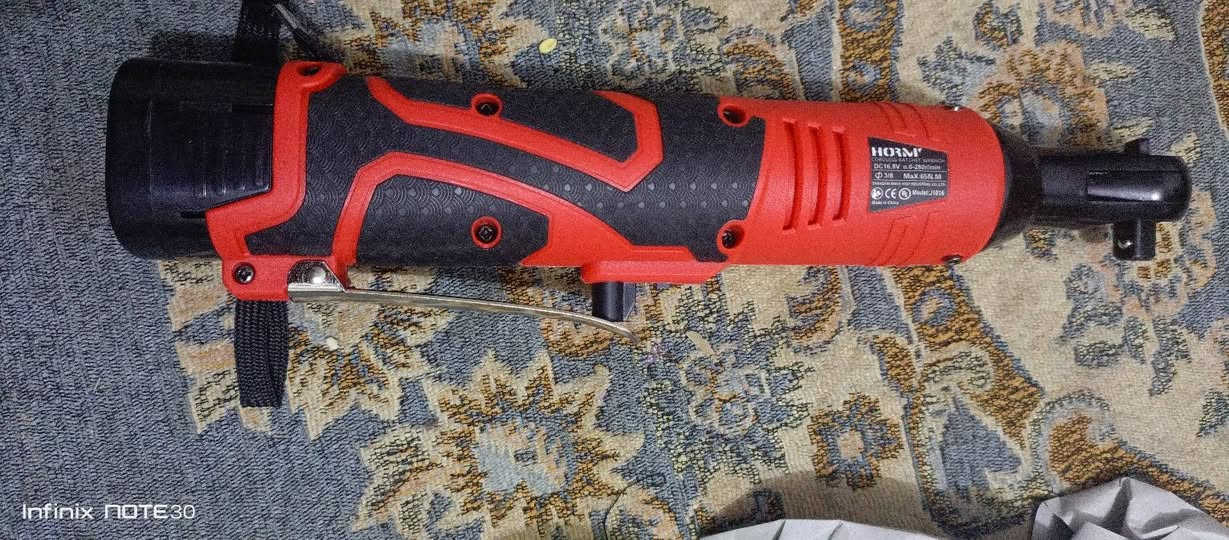 راجز لقمه مني يعني مو اللقمه الحجم الجبير يعني الحجم الوسط جديد بل جيس وياه بطاريه وحده بدون شاحنه الي يخدمه سعره 30 الف متوفر توصيل


**إذا كنت صاحب هذا الإعلان وتريد حذفه لأي سبب، رجاءا أرسل رسالة إلى الدعم الفني**