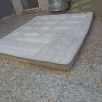 سرير • غرفة نوم