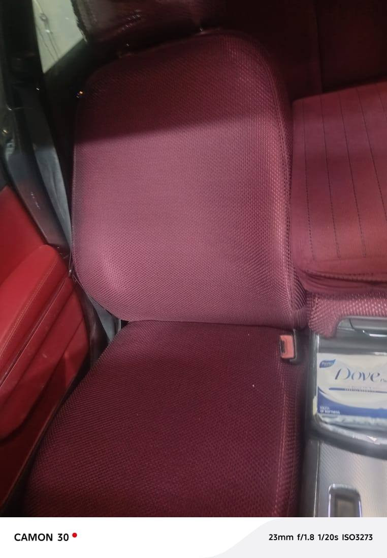 السلام عليكم
دوج جارجر موديل ٢٠١٢
سيارة خليجي بدون ضرر
فقط شخط بالجاملغ الخلفي طلقة بالبنيد
سيارة فول
مواصفاتها
سيارة فول فتحة داخل لونين لداخل احمر
كامرة خلفية كلاصات تدفة تبريد كشنات تدفة
دبل بصمة شاشة كبيرة رام فلاش بلوتوث كير موس داخل جلد احمر
سرعة 260  صدر جديد
سيارة حدادية 
تخم تاير
ويلا كروم كير محرك جديد 
سيارة اي نقص ماكو لرقم اربيل 
للاستفسار على لرقم *********** مكلف بالنشر
