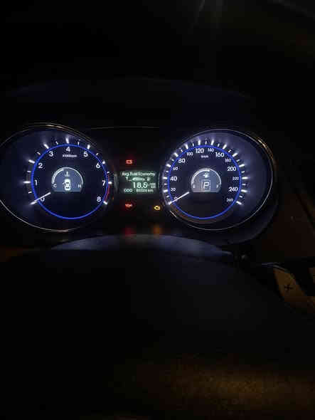 السلام عليكم للبيع سوناتا مديل 2015 مال شركة العامة ماشيه 50 الف حقيقي التواصل على الرقم ***********
