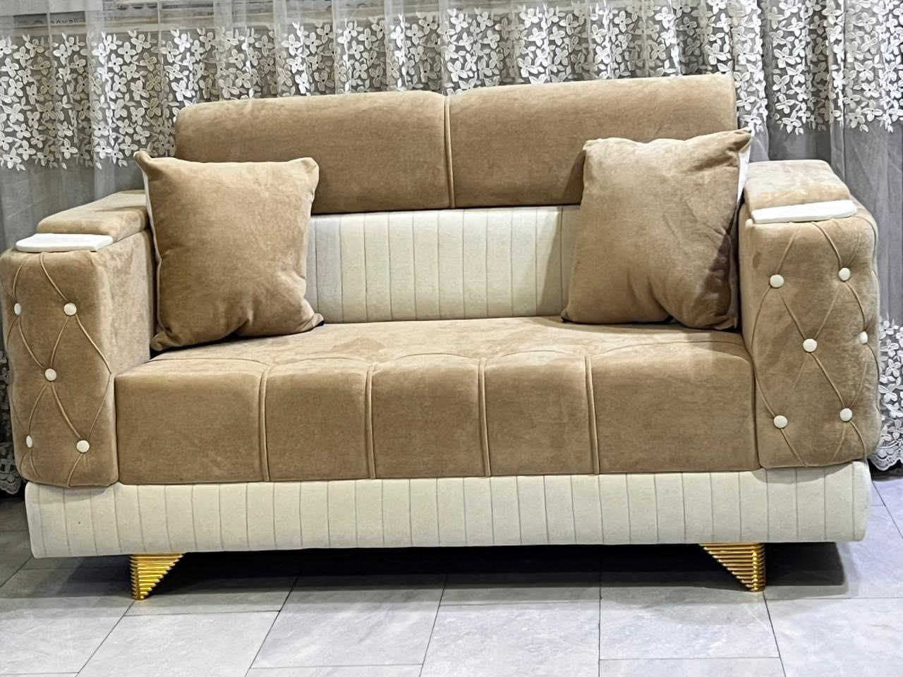 سلام عليكم
تخم قنفات تزكام درجة اولى جديده اسفنج درجه اولى وشغل درجه اولى عشر مقاعد 2ام الثلاث نفرات و2 ام النفر وحده ام النفرين التخم جديد بمعنى الكلمه تجي وشوف بعينك السعر 800 وبي مجال مكاني كربلاء رقمي ***********
