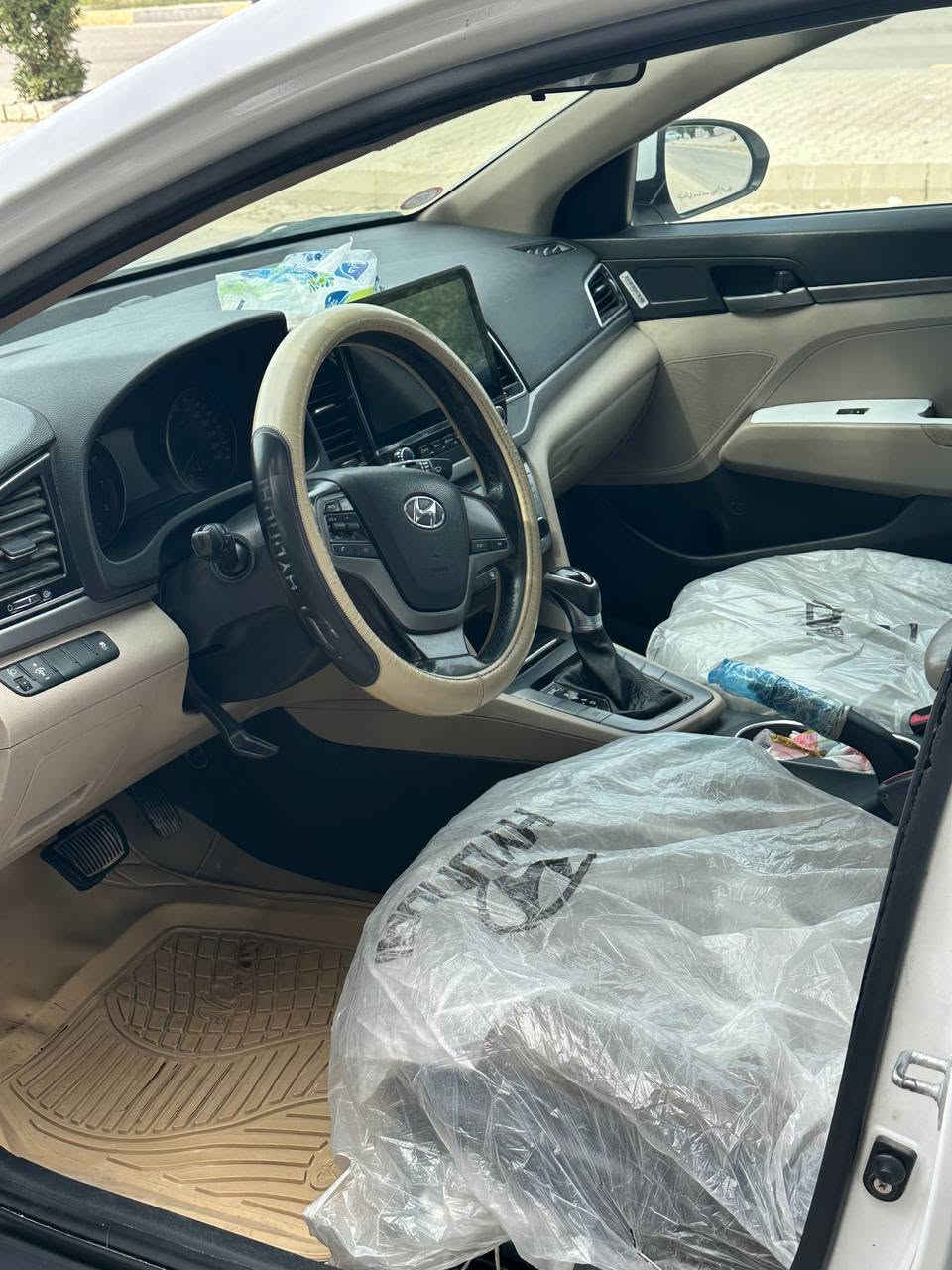 سلام عليكم النترا موديل 17 خليجيه
مكينه 2000 دوش  السعر 140 بيع مستعجل 
رقم شمالي  بسمي تحويل ثاني يوم 
الاستفسار الاتصال بالرقم ‏‪***********‬‏
