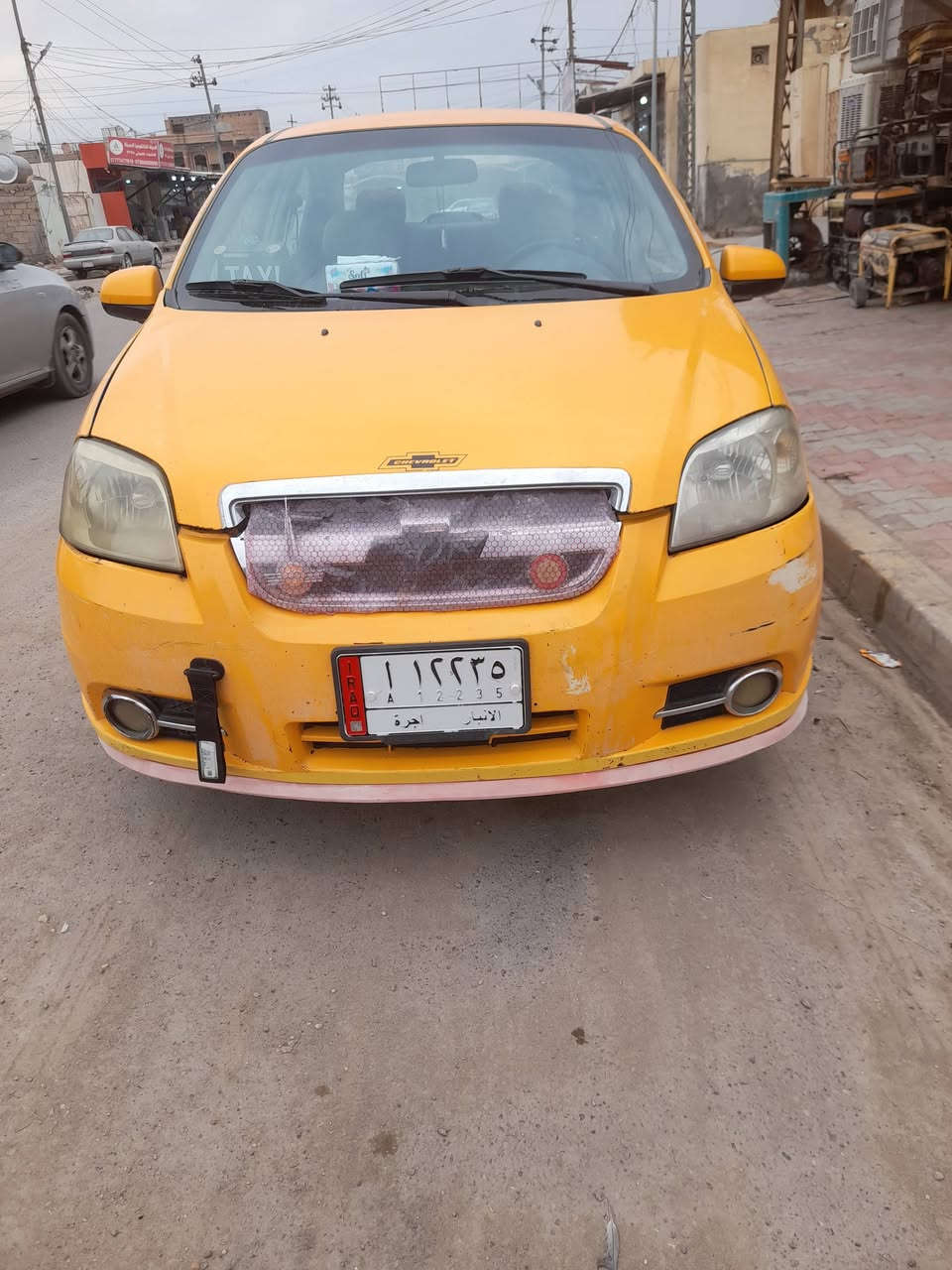 سلام عليكم  افيو موديل ٢٠٠٩ محرك وكير بيكاتشو سياره جاهزه صدر أمامي خلفي جيد جدا تخم تاير تبريد شغال 
مصفره غرامات وهيئه مكان السياره الانبار فلوجه
 السعر ٤٣وبيها مجال 
هاتف *********** ***********
