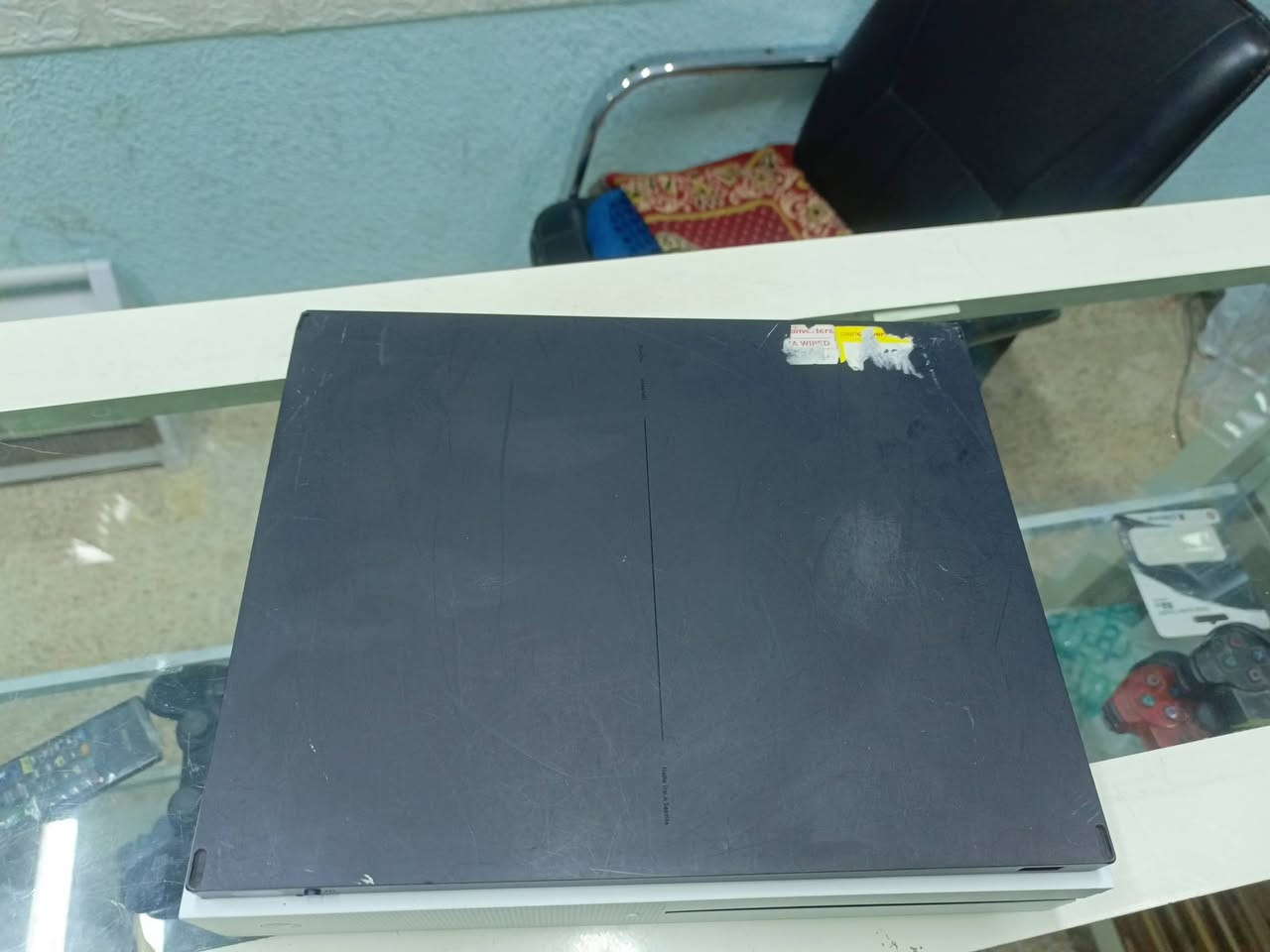 توفر Xbox One S
512 GB 
كامل ملحقات جوستك اصلي 
بداخله العاب ب حساب💯
بلاك اوبس 1 
جي تي اي 5
بيس 2026
مصارعه 2k22
وبعد العاب مجانيه بل متجر
السعر 130 فقط 🔥
العنوان موصل حي سومر مكتب الحسن متوفر توصيل لجميع المحافضات 
***********
***********
