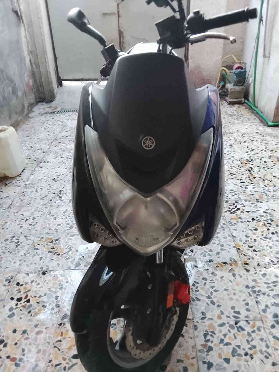 سلام عليكم دراجه ماجسته حلوه ونضيفه لاتنقيص ولاتبخير كله شغاله عوزه باتري بس لن متروكه سعر600 وبيه مجال مكن الشعب***********
