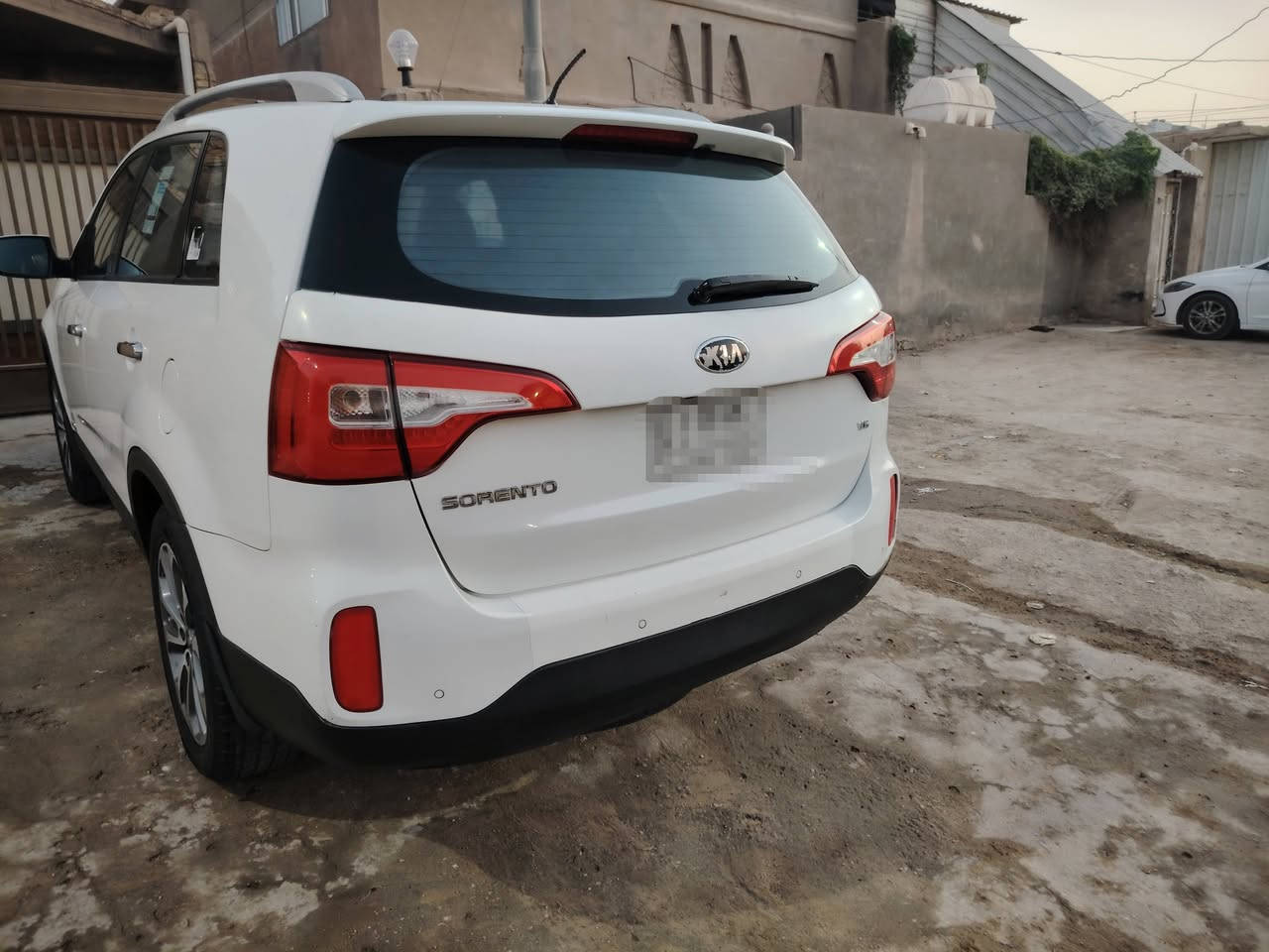 ك
سورنتو ٢٠١٥ كويتي فول مواصفات بنراما كشنات تدفئه تبريد بصمه مكفوله رقم واسط باأسمي
السعر ٢٠٥ وربي يرزق الجميع
الاتصال ***********
