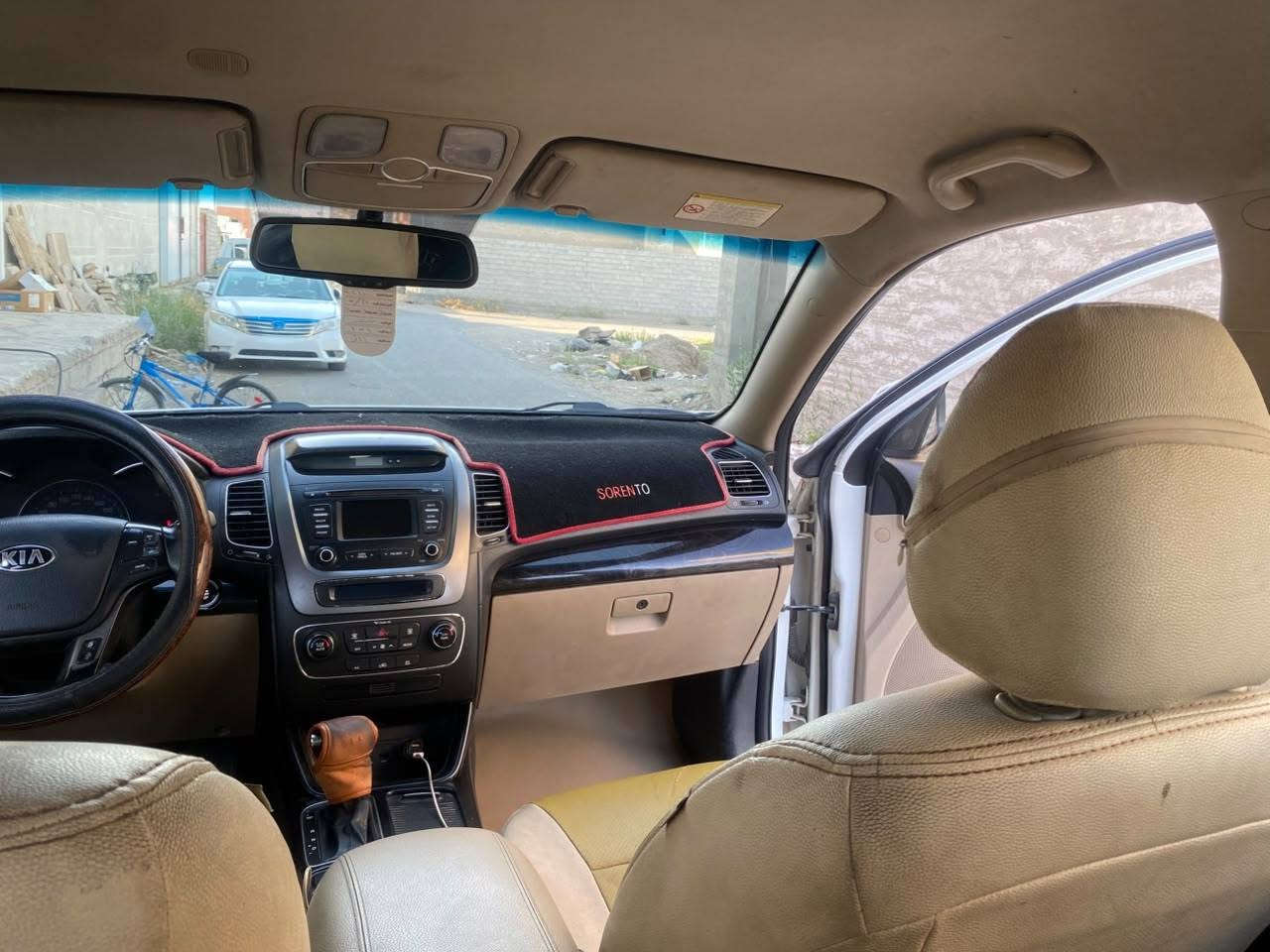سورتو ٢٠١٤ خليجي 
بأسمي رقم سليمانيه 
سياره حلوه وجاهزه محرك 2400 تبريد 3قطع  مري شفط كرسي كهرباء بصمه صدر تخم تاير تبريد سياره جاهزه مابيه اي نقص بيه اماكن بارد بيه بل بنيد صبغ كد شبرين دائره اثر شخوط بدون داخل كشره حلو سياره علبلاد صارله عندي ٥ سنين خير من الله سعره ١٥٥ بيه مجال حك الجيه مكانه صلاح الدين بلد للأستفسار /***********
