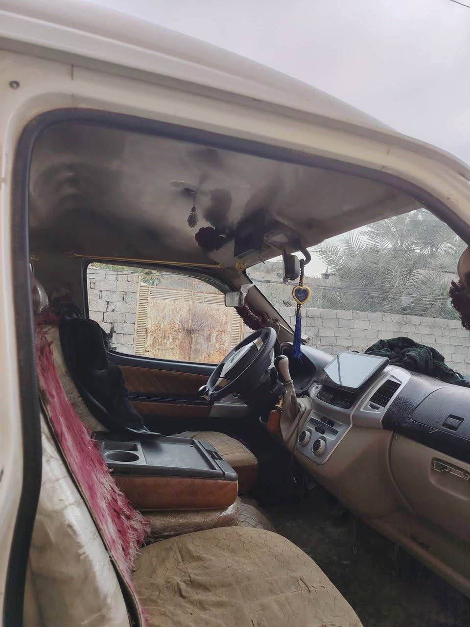 السلام عليكم كيا جامبي 2012 عقيلي تحويل مباشر سياره مصفره مكينه 2700 تحويل مباشر جير مكينه كفاله***********
