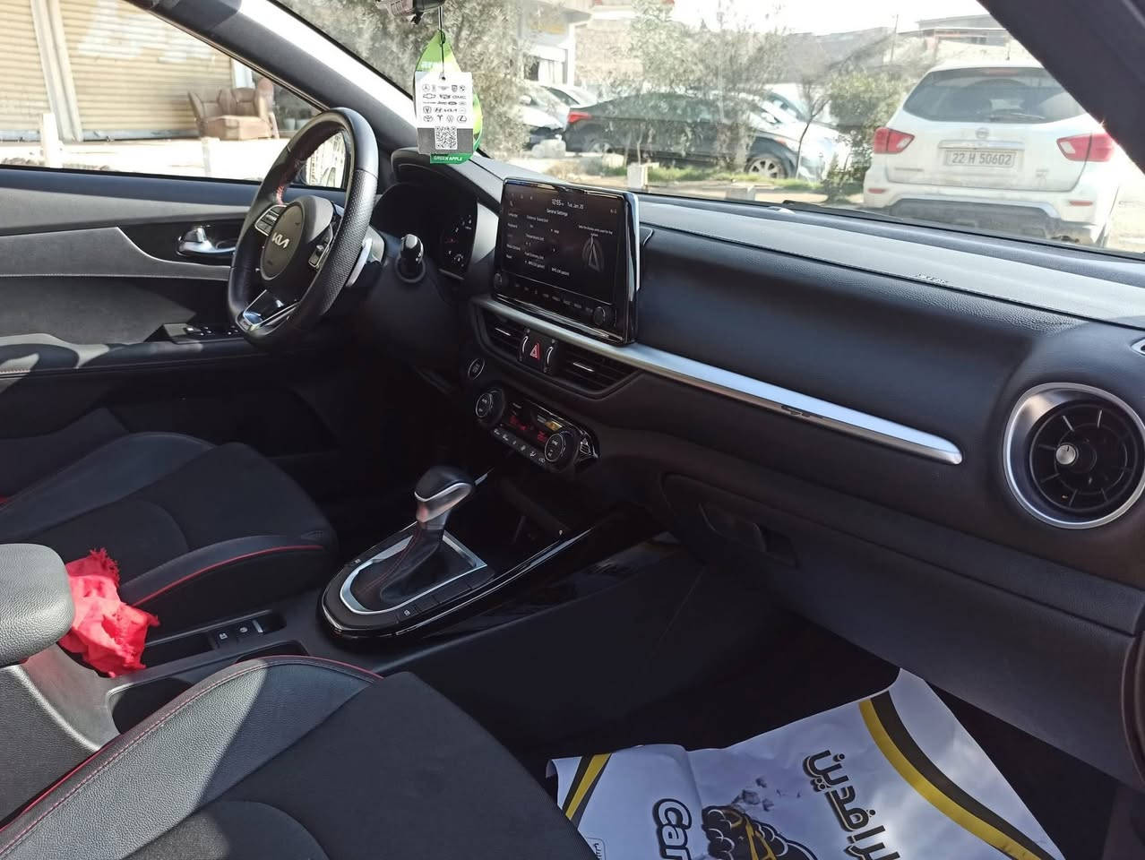 السلام عليكم 
فورتي 
موديل (2024) 
رقم اربيل الدولي مميز 
هزه و سنويه جديده 
موصفات ( GT) اعلى فئة🔥بالفورتي
  محرك 1600 تيربو 201 حصان
  كير DCTدبل كلج 7 نمر 
محرك وكير شرط 
ماشيه (6 الف mi)
   المواصفات ..... 
1.بصمة تشغيل + بصمه +ابواب وصندوق
2. تشغيل عن بعد 
 3.رمز Gt على دشبول🔵
 4.(شفتات ستيرن)🚀🚀 
5.شاشة كبيرة مع نظام تشغيل ابل كار بلي
 6.واندرويد اوتو 
7.كاميرا دواره (وضعيات عدد2)......
 8.انظمة قيادة سمارت+ وسبورت+ ونورمال  
 10.كشنات جلد حضن مطرز احمر مع علامة GT
11. نظام سماعات (هارمن كاردن)🔈🔈 
12.لدات داخليه متغيره الالوان( بلادي)
 13.قطعتين تبريد 
14.شحن وايرليس  
15.دركة D  شكل رياضي مع ختم GT
16.رادرات جانبية+ وامامية+ وتحديد مسار + كروز سرعه 17.قياده ذاتيه 
18.اوتو هولد+ هاند بريك بصمه 
19.كات دوسات جانبية بلادية  +نقطه عمياء +اشاير بالمري
20.دبل اكزوز نظام فصلات ويل كب كروم حجم 18رياضي 
شرط التحويل 
ضرر بوند وجاملغ وباب السائق صبغ بدون شواصي شرط 
رقم الشاصي مرفق مع الصور 
  السعر 155 $ وبيها مجال 
*********** للاستفسار
