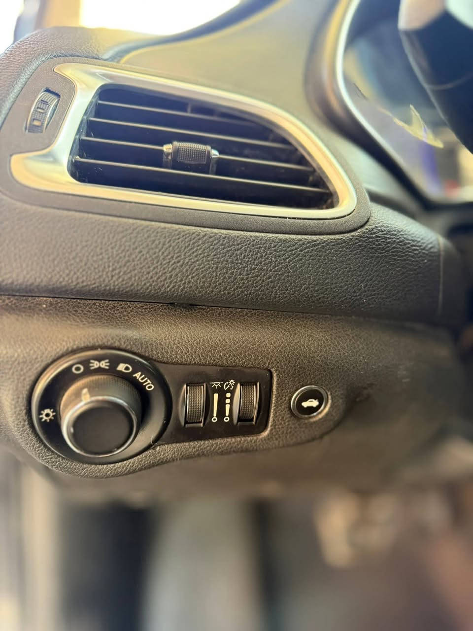 سي200
موديل 2015
مكاني نجف 
سعر 98
رقم هاتف ***********
حادثه بيبان ثنين بدون دواخل
